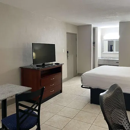 Motel 6 Raleigh, Nc - Downtown South-3