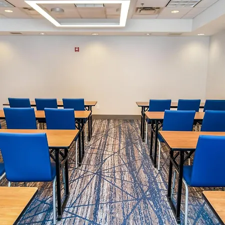 Holiday Inn Express Hotel & Suites Pittsburgh-South Side By Ihg-2