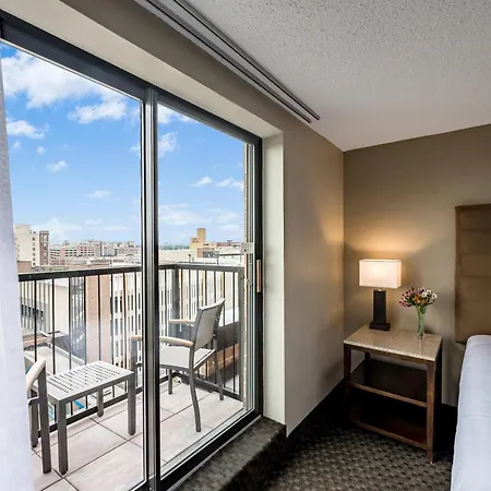 Hyatt Regency Green Bay-3