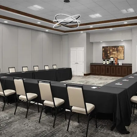 Hilton Garden Inn Oklahoma City/Bricktown-2
