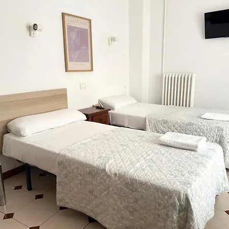 Hostel Central Zaragoza-3