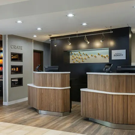 Courtyard By Marriott Traverse City-2
