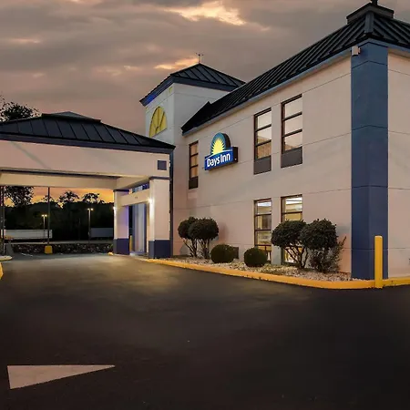 Days Inn By Wyndham Salem-3