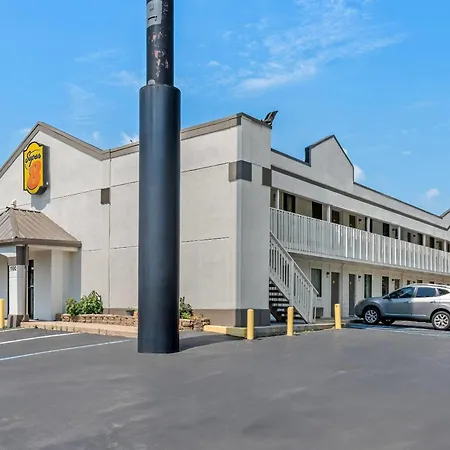 Super 8 By Wyndham Brownsburg-2