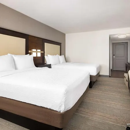 Hampton Inn & Suites - Napa, Ca-2