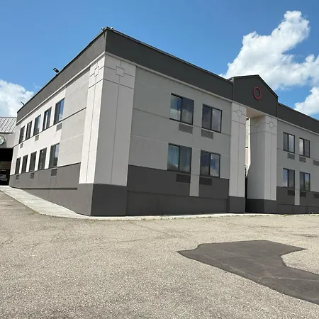 Ramada By Wyndham Newburgh/West Point-3