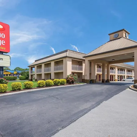 Econo Lodge Inn & Suites Knoxville East-2