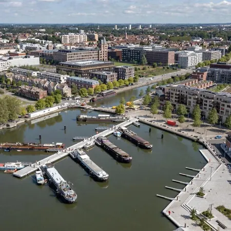 Bateau Peniche Au Coeur De Lille-3