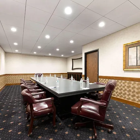 Wyndham Riverfront Hotel-2