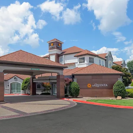 La Quinta By Wyndham Sherman-3