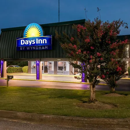 Days Inn By Wyndham Seneca-Clemson-2