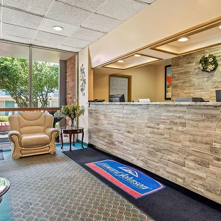 Howard Johnson By Wyndham Albany-2