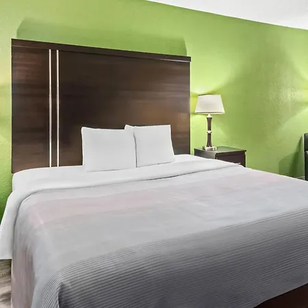 Quality Inn & Suites - Granbury-3