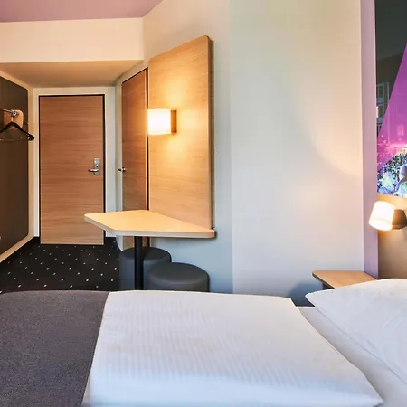 B&B Hotel Frankfurt Niederrad-3