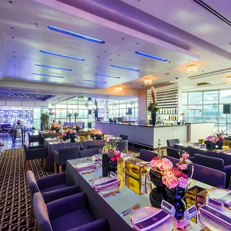 Radisson Blu Gautrain Hotel, Sandton Johannesburg-3