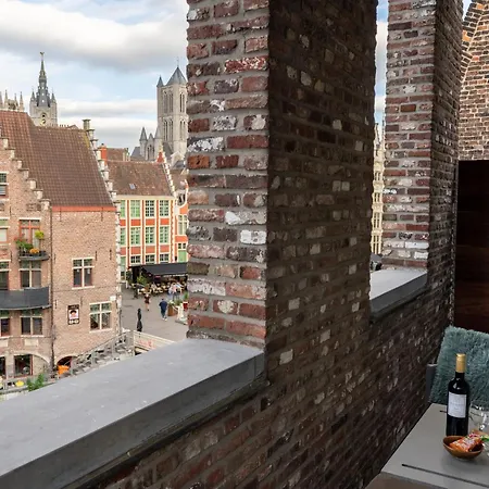 Rooms With A View-2