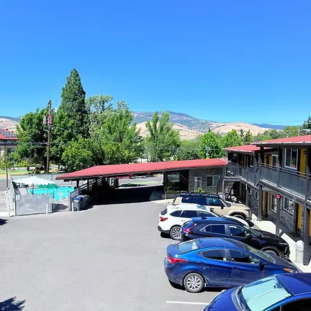 Timbers Inn And Suites-2