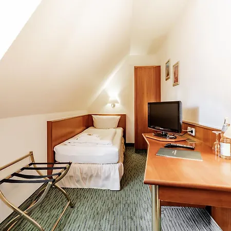 Hotel Domschatz-2