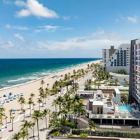 Courtyard By Marriott Oceanside Fort Lauderdale Beach-3