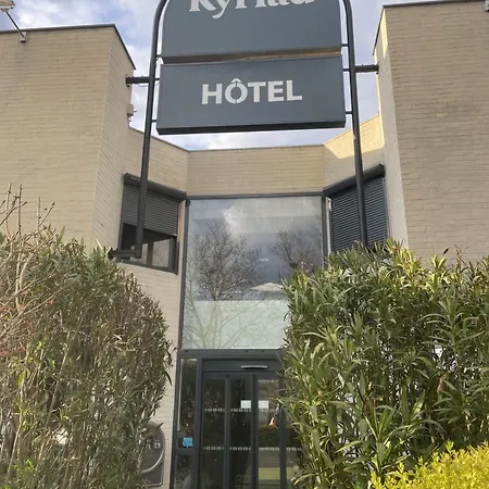 Hotel Restaurant Kyriad Brive Centre-3