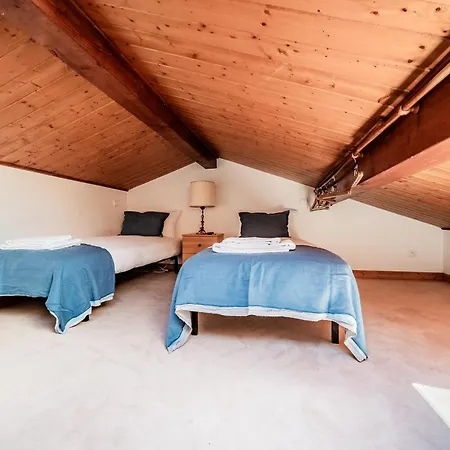 Eden Hotel, Apartments And Chalet Chamonix Les Praz-3