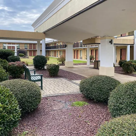 Quality Inn Elizabeth City Near University-3