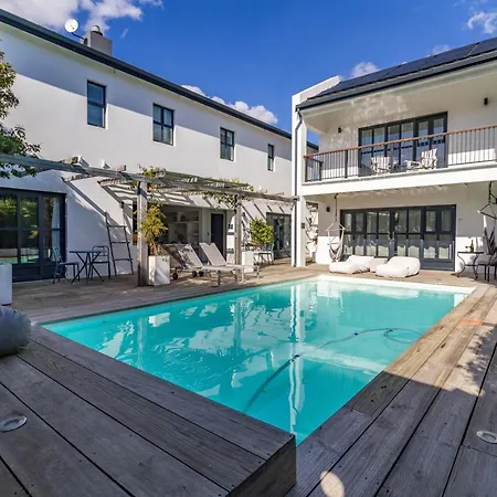 Whale Rock Luxury Lodge-3