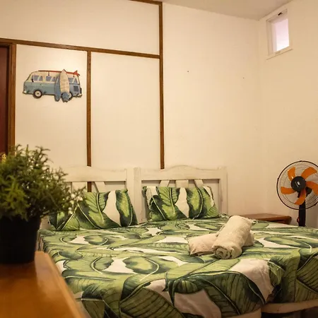 Hostel Banana Surf House-2