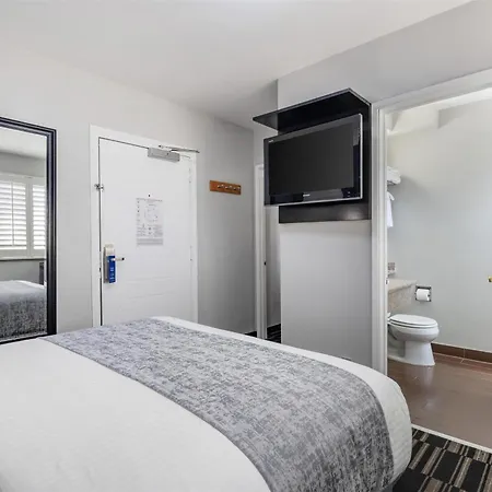 Surestay Hotel By Best Western Beverly Hills West La-3