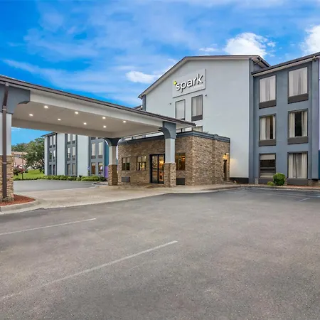 Spark By Hilton Roanoke Civic Center-3