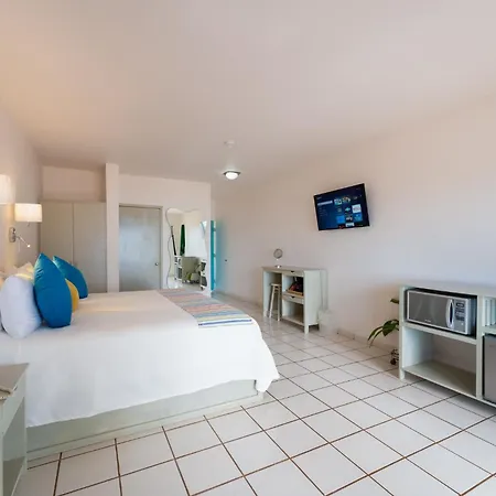 Hotel Oasis-2