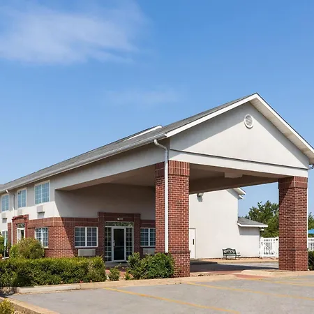 Days Inn By Wyndham Mountain Home-3