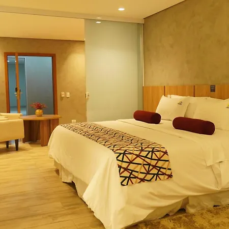 Serata Hotel-2