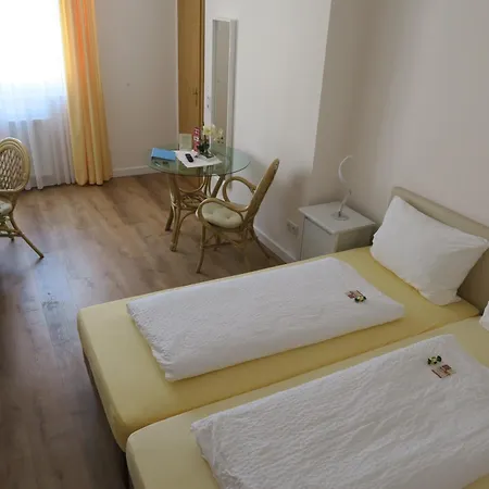 Landhotel Bergischer Hof GmbH Marialinden-2