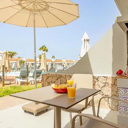 Vista Verde - Adults Only-2