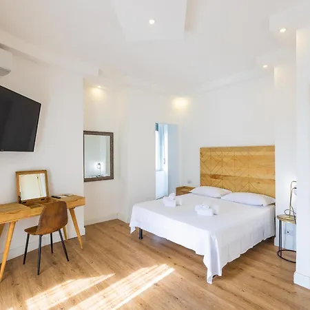 Domino Hotel-3