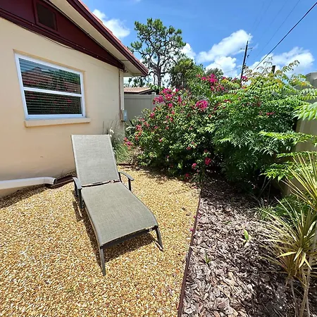 Tropical Villas Of Venice Beach-3