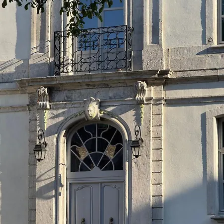 La Maison De La Duchesse De La Valliere - Chambre Rosaline - Parking Prive Gratuit-3