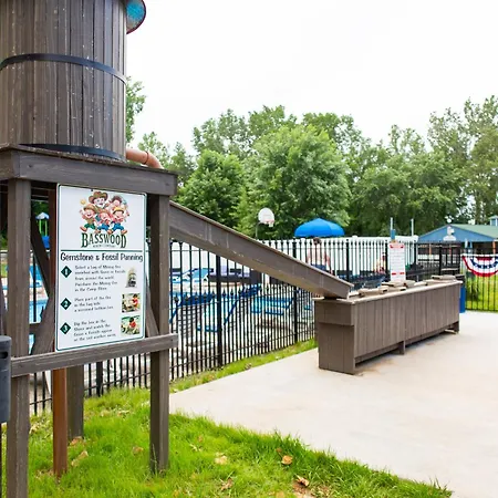 Basswood Resort-3