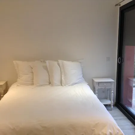 Chambres D'Hotes Les Ecuries De La Source-3