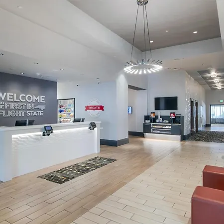 Hampton Inn & Suites Raleigh-Durham Airport-Brier Creek-2