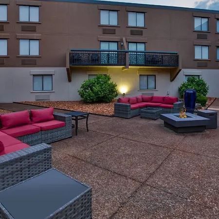 Holiday Inn Express Nashville Airport By Ihg-2