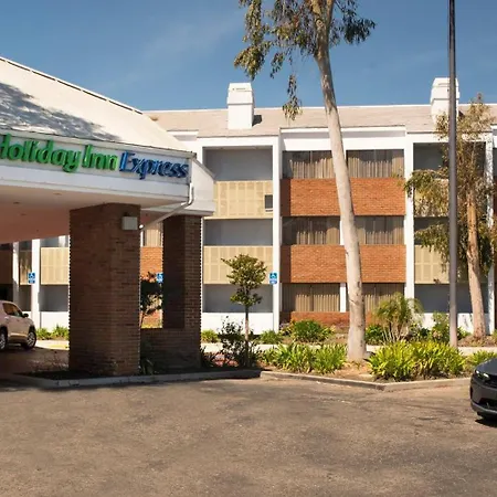 Holiday Inn Express Port Hueneme By Ihg-3