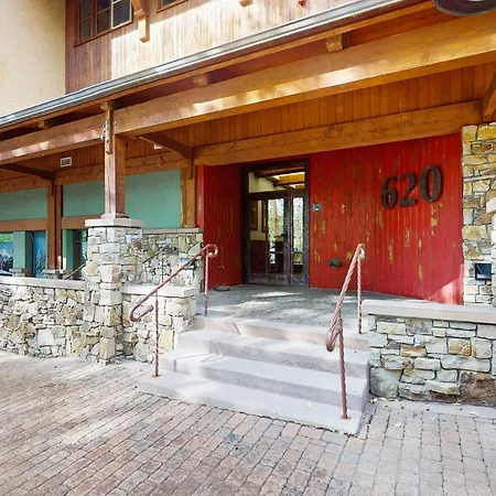 Palmyra 4A - Panoramic Peaks Lodge-2