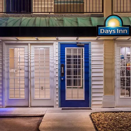 Days Inn By Wyndham Simpsonville-2