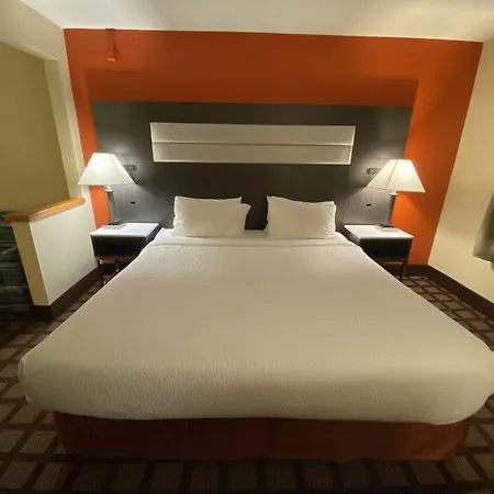 Americinn By Wyndham Hudson-3