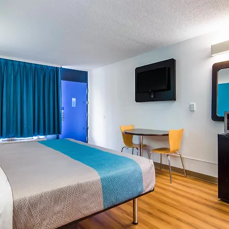 Motel-6 Lagrange Ga-3