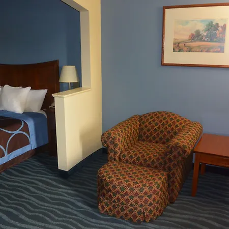 Days Inn By Wyndham Clarksville North Exit 4-2
