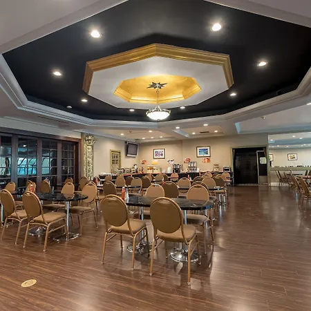 Howard Johnson By Wyndham Fullerton/Anaheim Conference Cntr-3