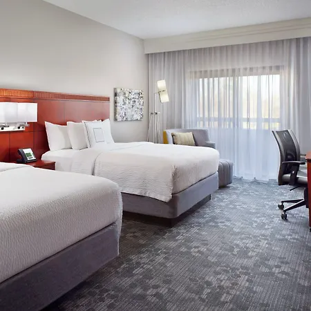 Courtyard By Marriott Greensboro-3